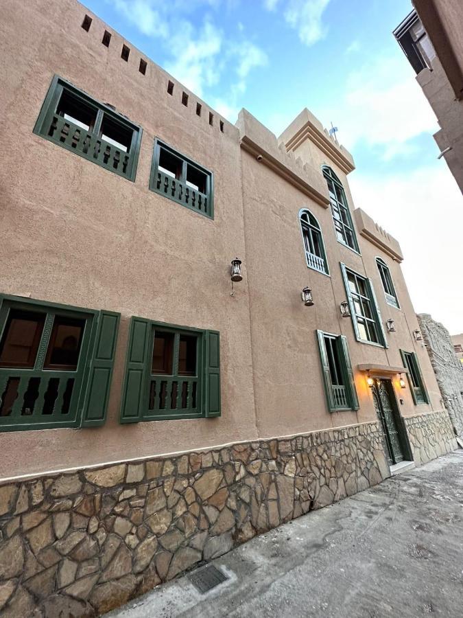 House 76 Hotel Низва Екстериор снимка