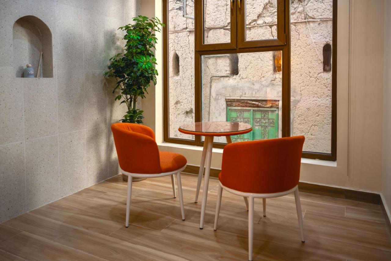House 76 Hotel Низва Екстериор снимка