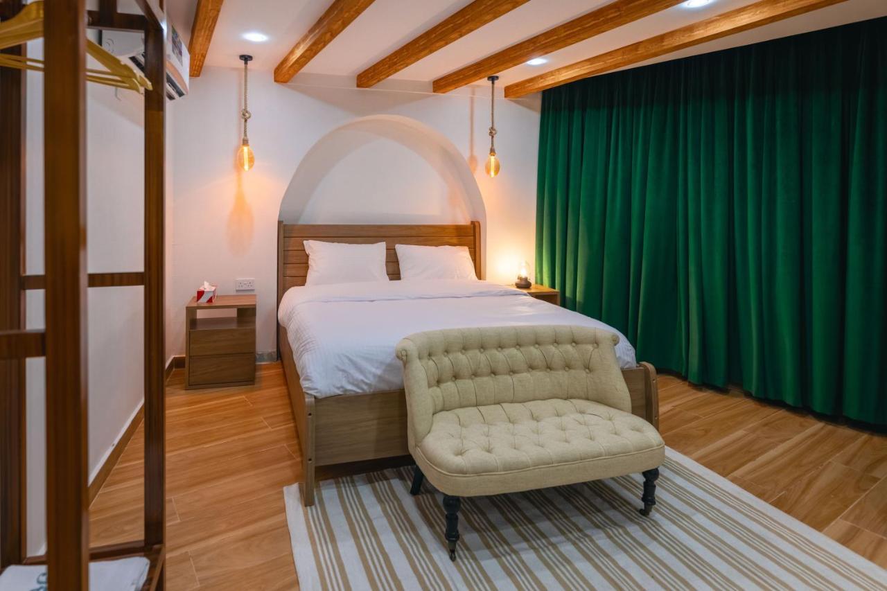 House 76 Hotel Низва Екстериор снимка