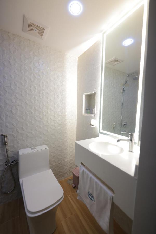 House 76 Hotel Низва Екстериор снимка